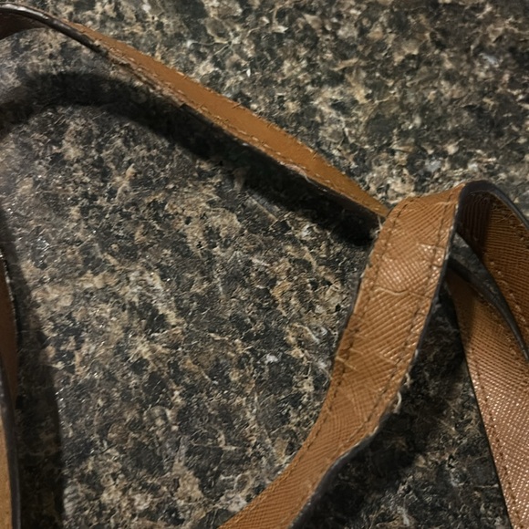 Michael Kors purse - Picture 4 of 10